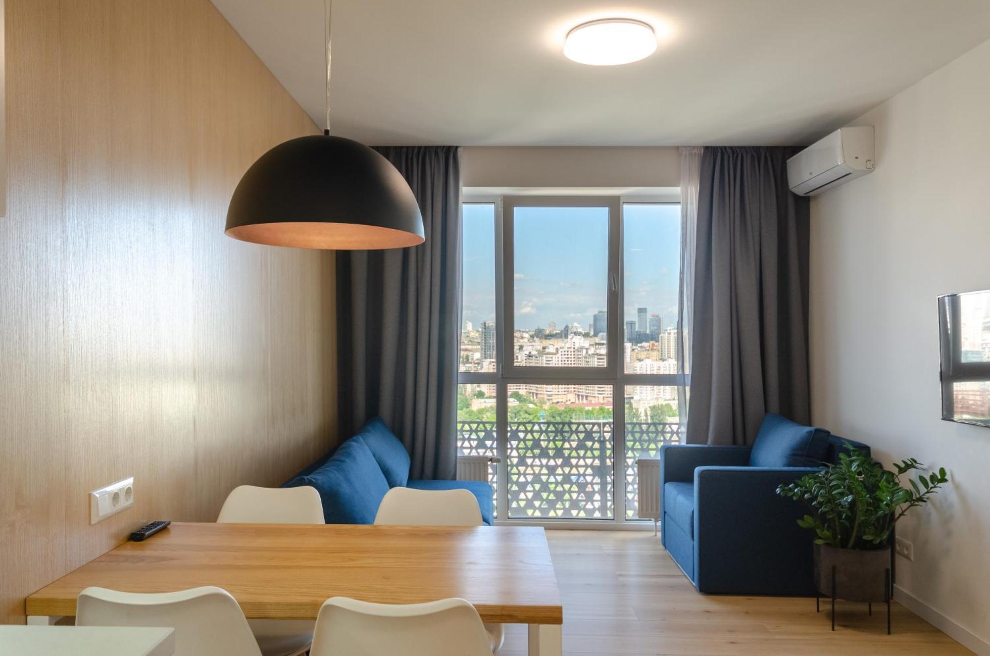 Petrovdom 205-206 Panoramic City View Apartments At Rc Kvartet, Central Railway Station Kiev Buitenkant foto